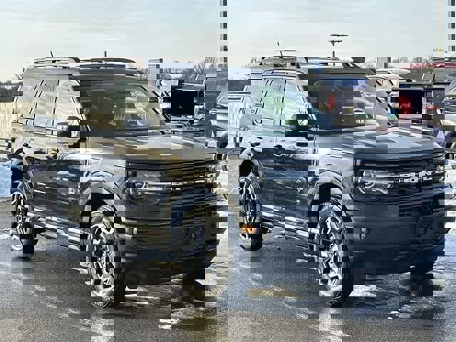 Used 2023 Ford Bronco Sport Outer Banks w/ Tech Package image 31