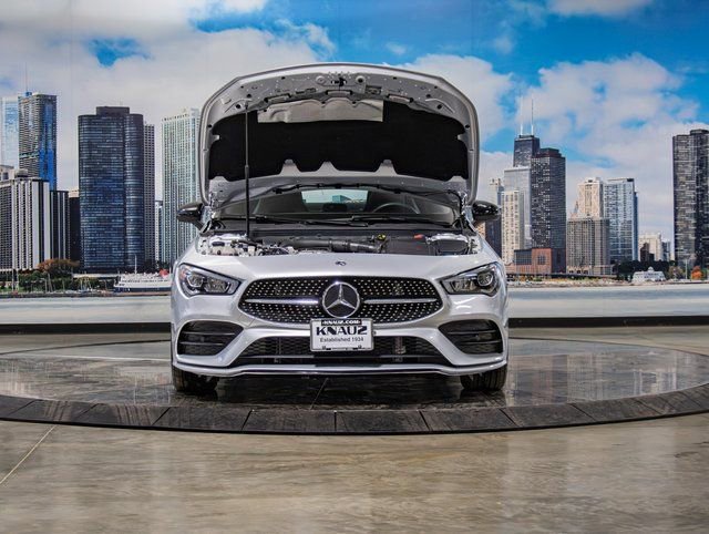 Used 2023 Mercedes-Benz CLA 250 4MATIC image 4