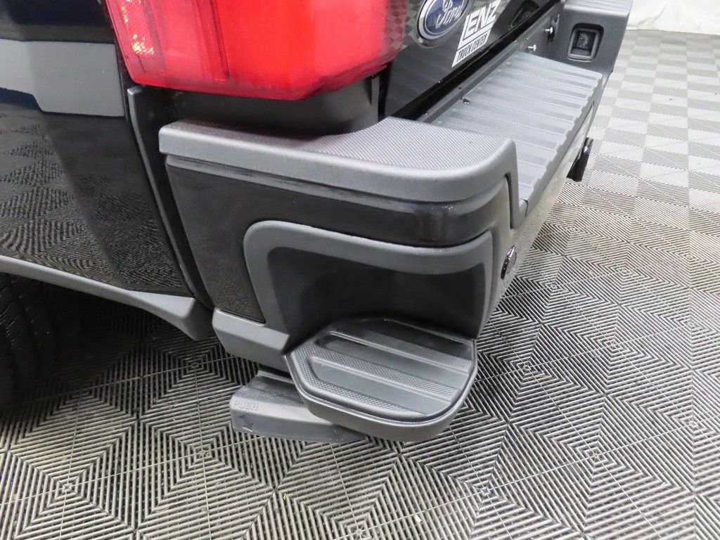 Used 2025 Ford F250 4x4 Crew Cab Super Duty image 51