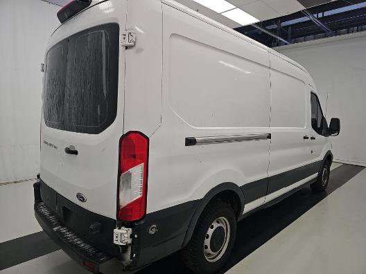 Used 2018 Ford Transit 250 148 Medium Roof RWD image 4