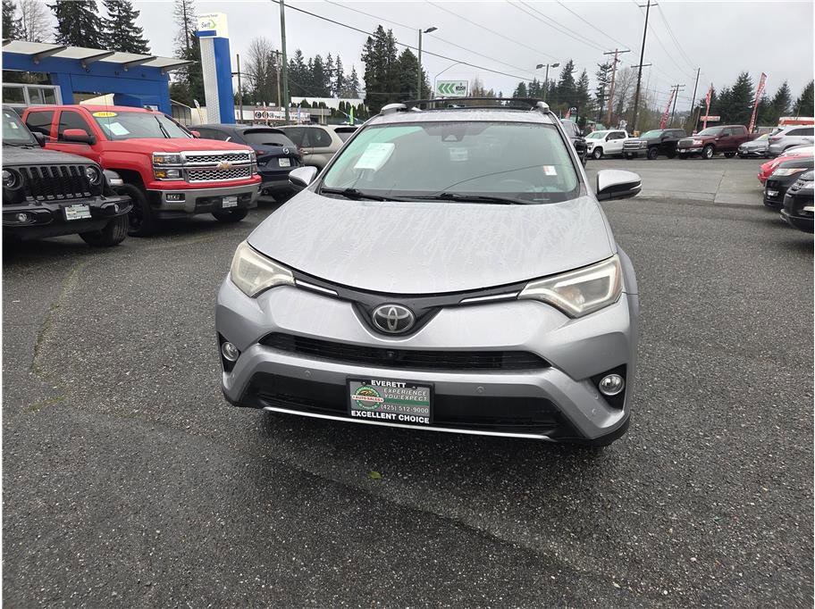 Used 2016 Toyota RAV4 Limited w/ Advanced Technology Package AWD/4WD image 3