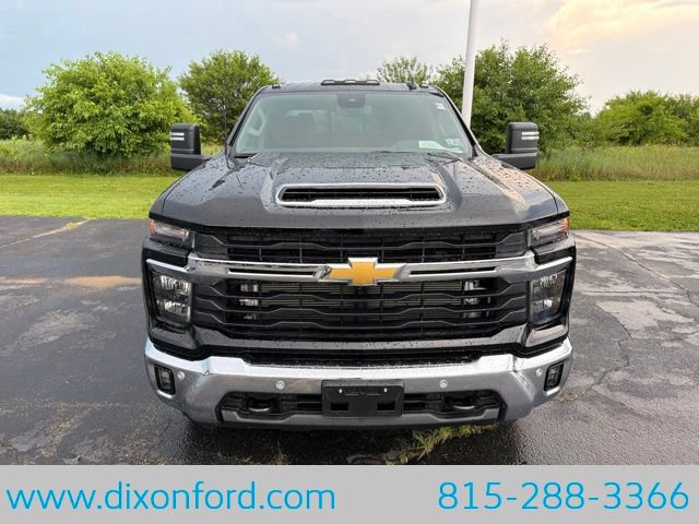 Used 2026 Chevrolet Silverado 3500 LT w/ All Star Edition AWD/4WD image 9