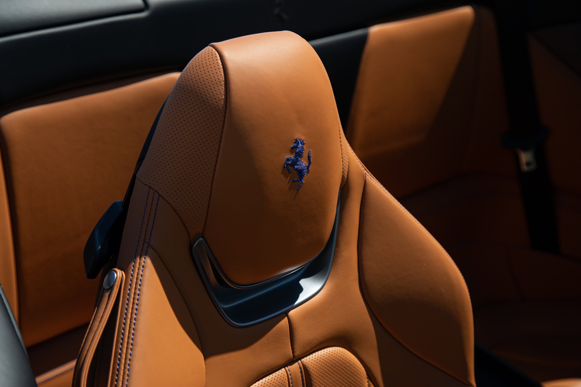 Certified 2023 Ferrari Portofino M image 17