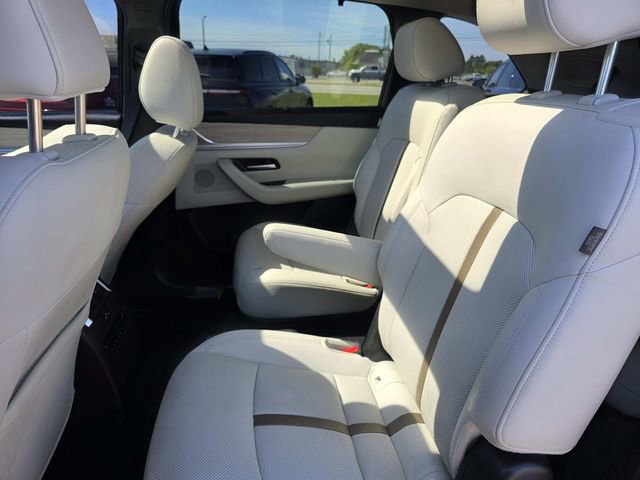 Used 2024 MAZDA CX-90 Plug-In Hybrid w/ Premium Plus image 7