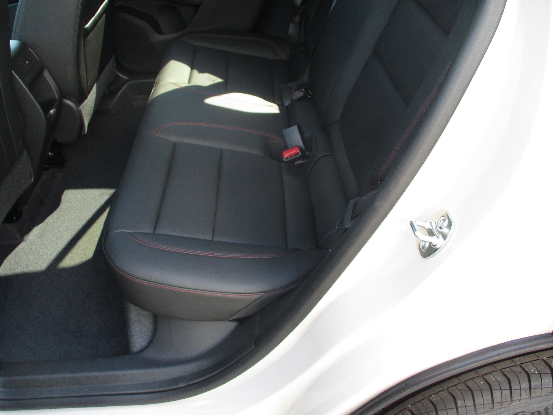 New 2026 Chevrolet Trax RS w/ Sunroof Package image 20