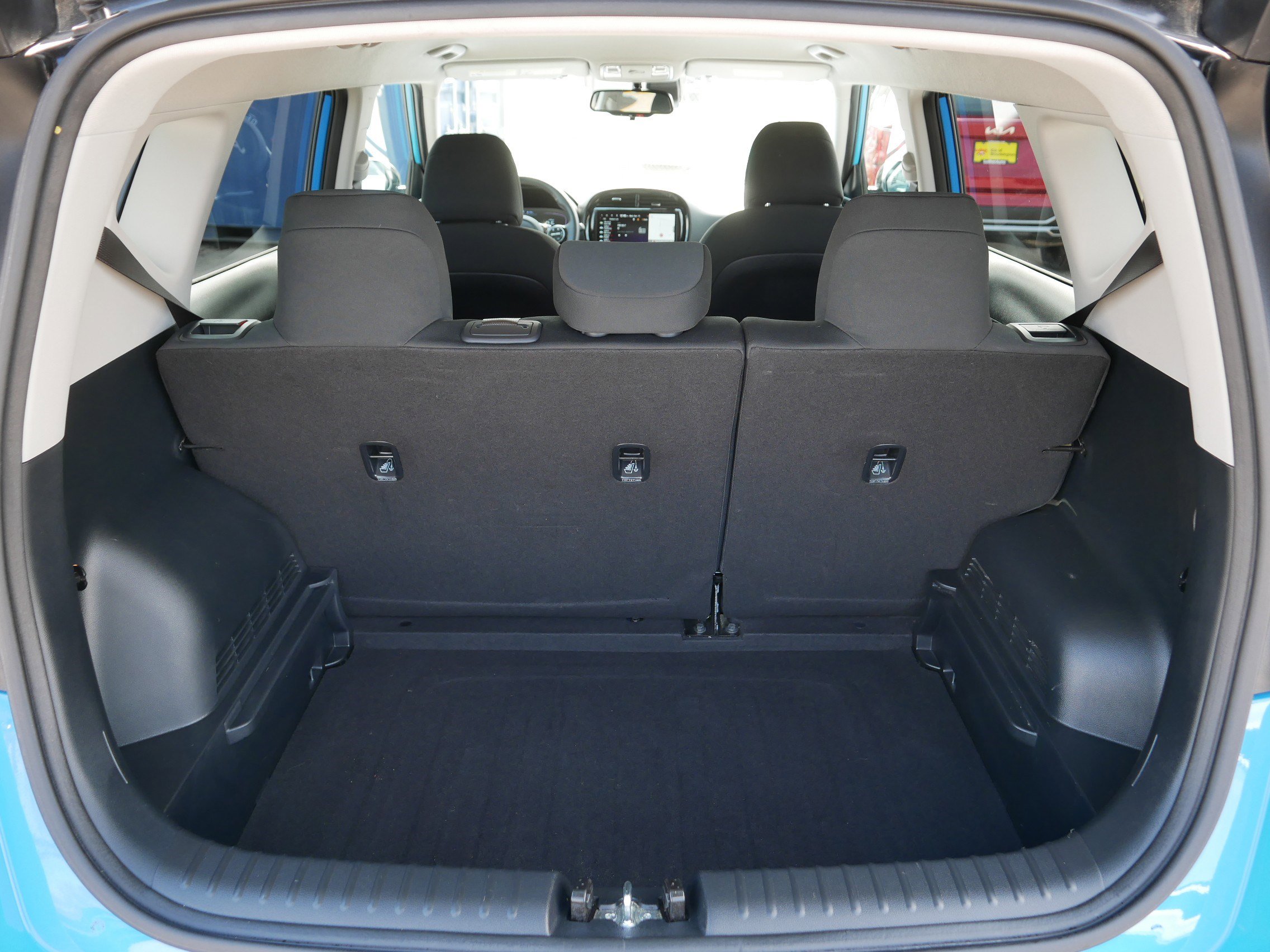 Certified 2023 Kia Soul S image 18