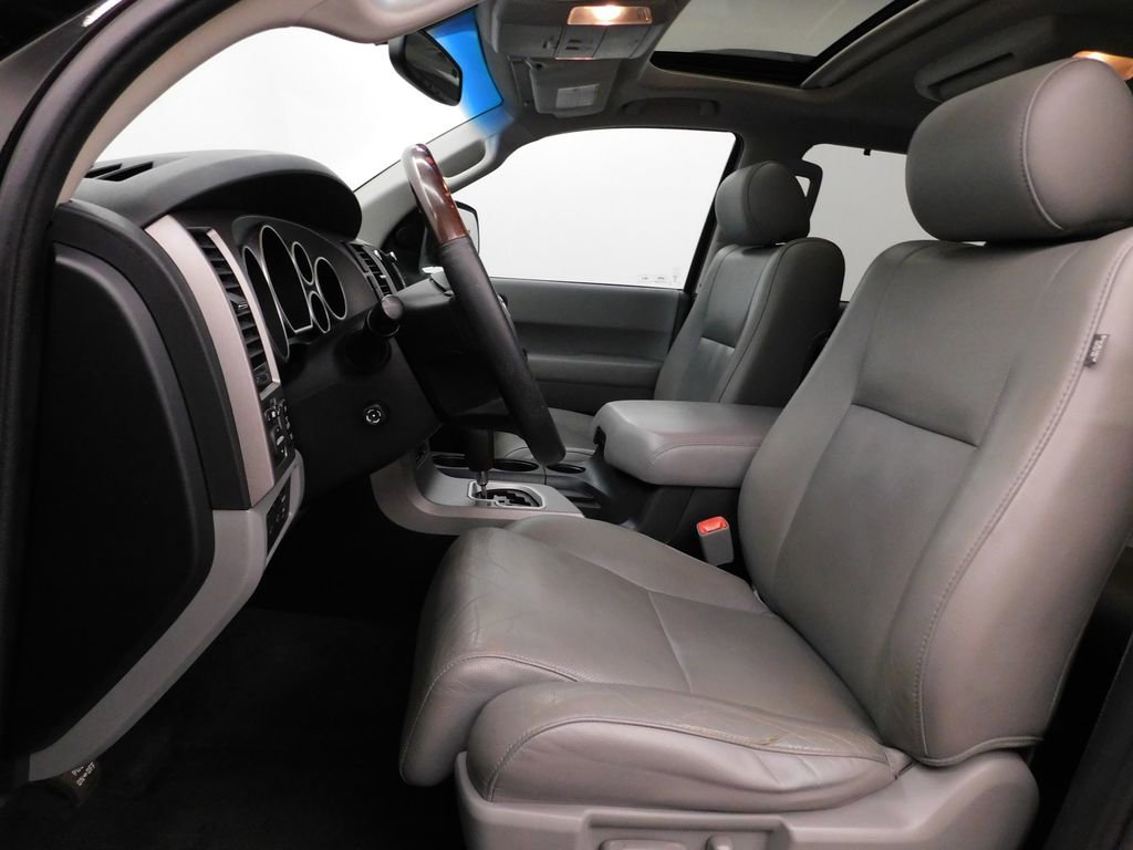 Used 2012 Toyota Sequoia Platinum image 15