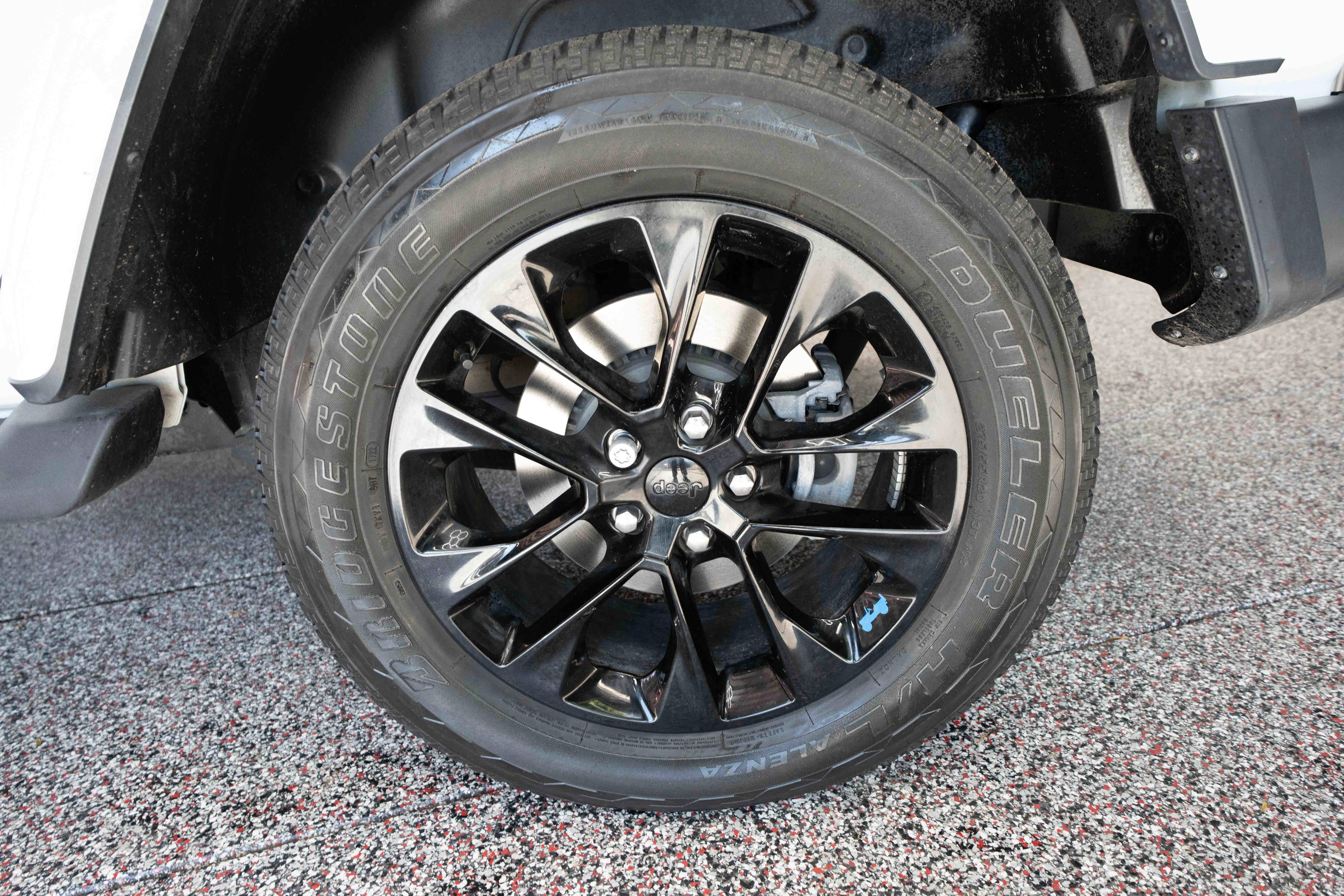 Used 2022 Jeep Wrangler Unlimited Sahara w/ Cold Weather Group image 29