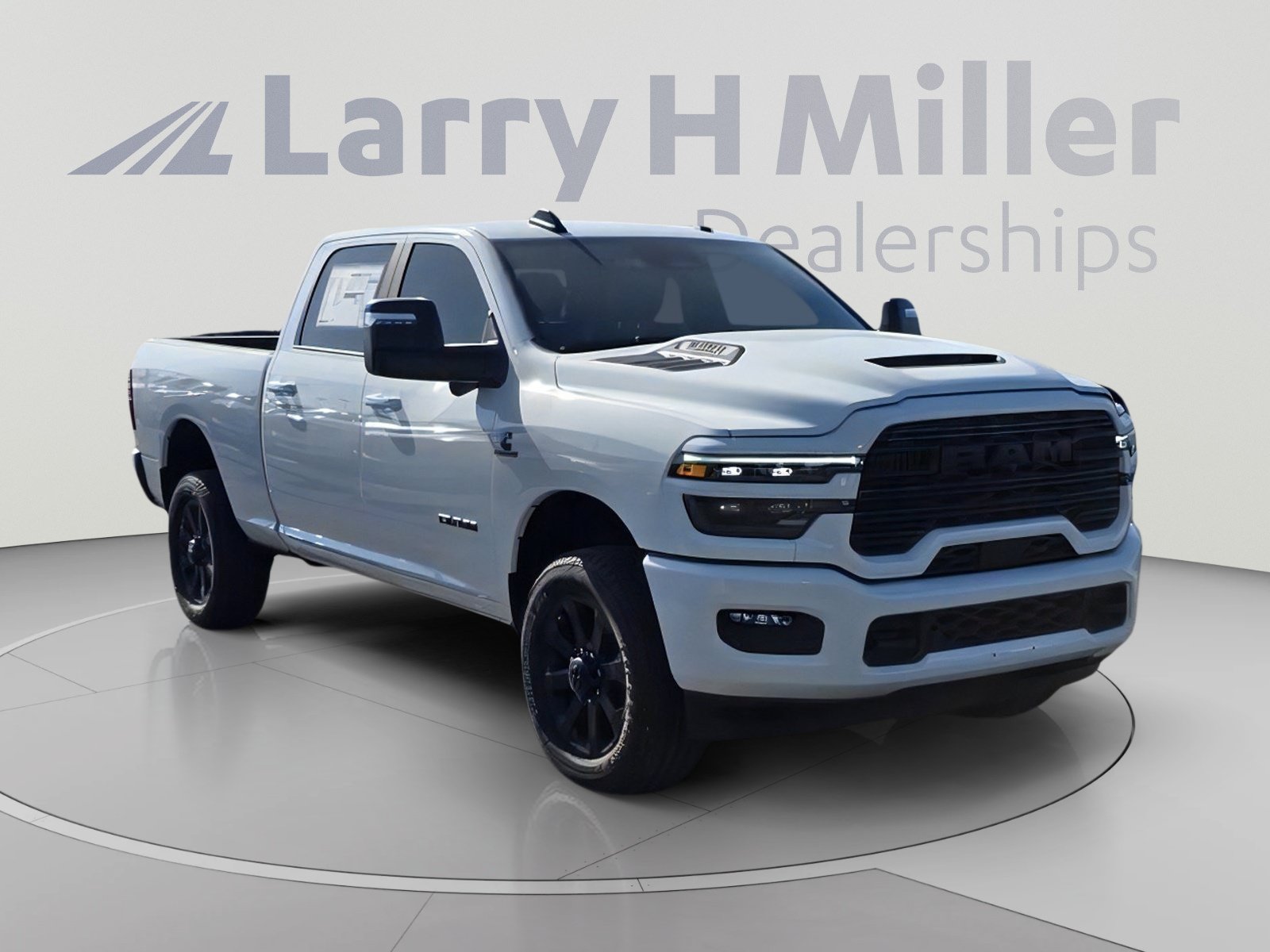 New 2026 RAM 2500 Laramie w/ Night Edition AWD/4WD image 8