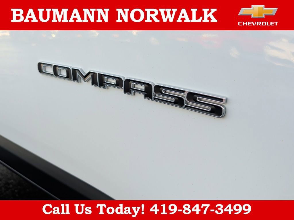 Used 2022 Jeep Compass Latitude image 10