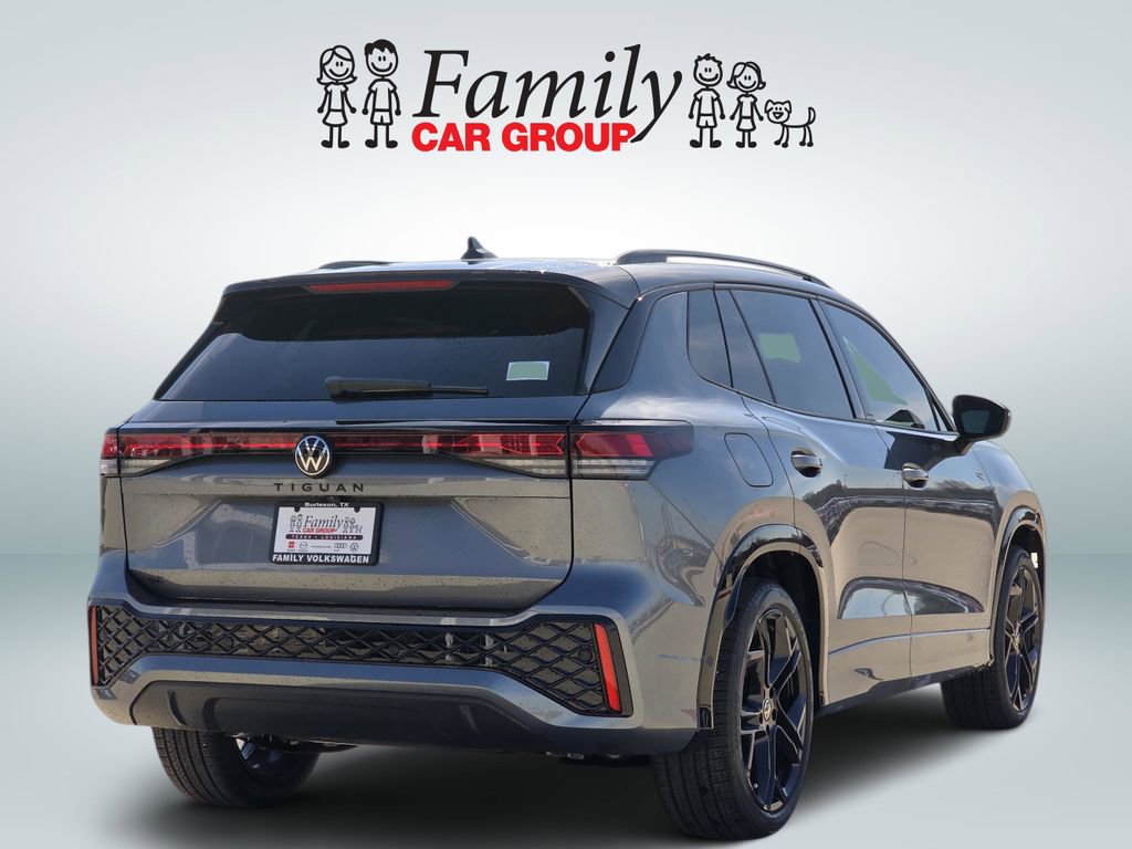 New 2026 Volkswagen Tiguan SE R-Line image 4