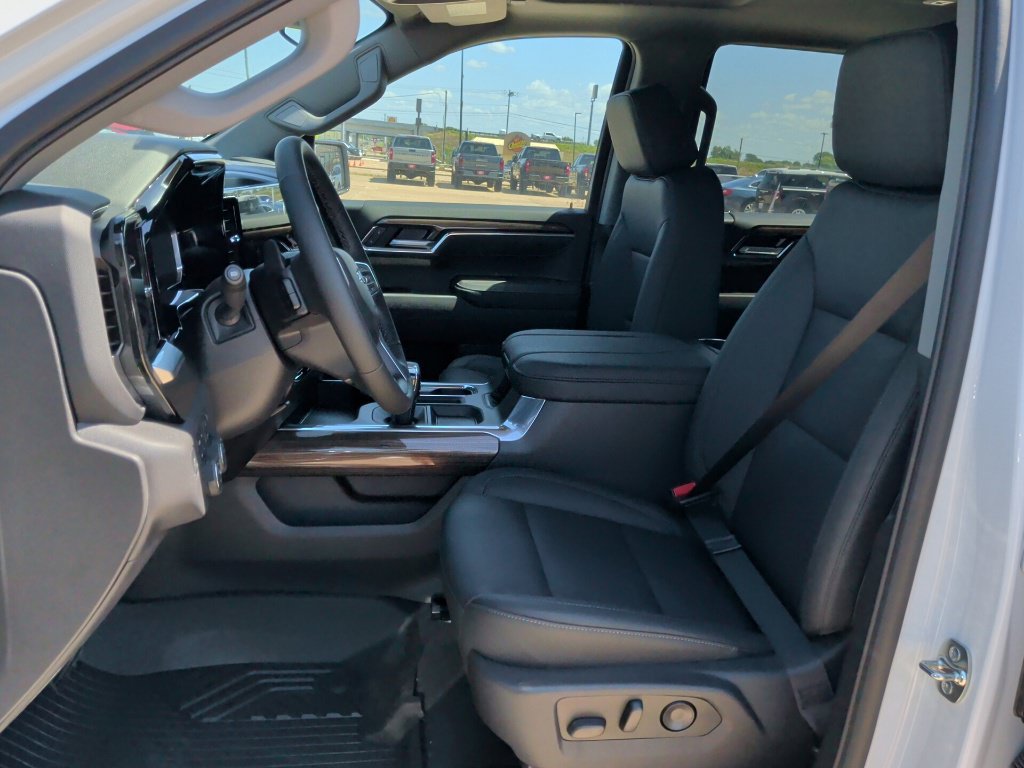 New 2026 Chevrolet Silverado 1500 LT Trail Boss w/ LT Trail Boss Premium Package AWD/4WD image 12