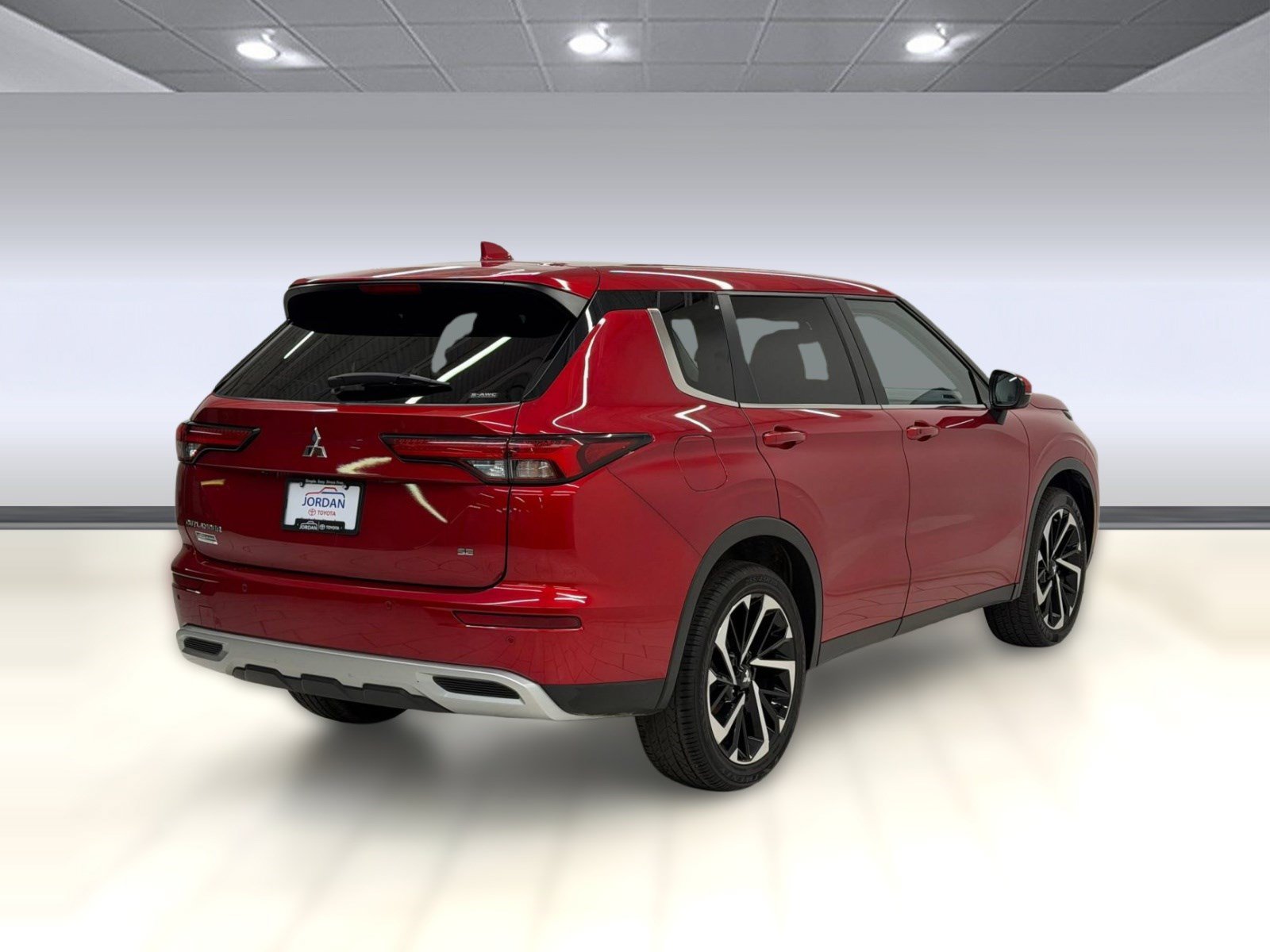 Used 2024 Mitsubishi Outlander SE AWD/4WD image 7