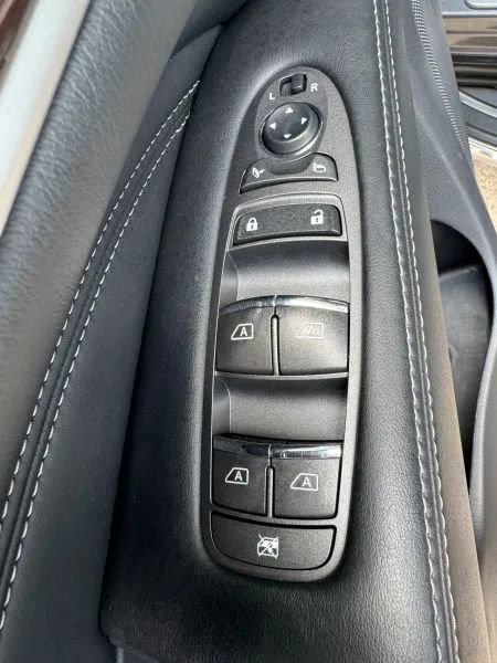 Used 2017 INFINITI QX60 FWD w/ Deluxe Technology Package image 43