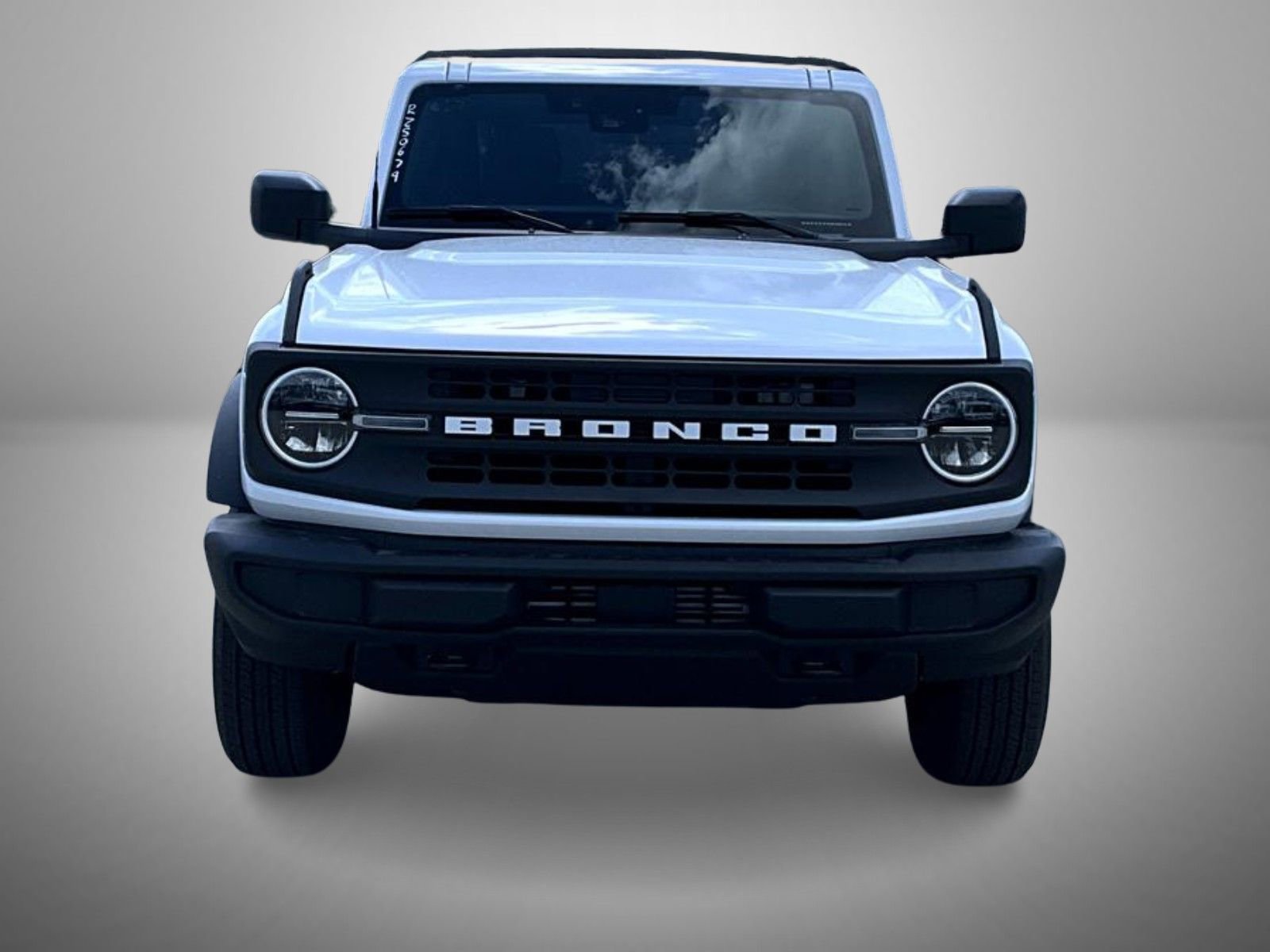 New 2025 Ford Bronco 4-Door image 2