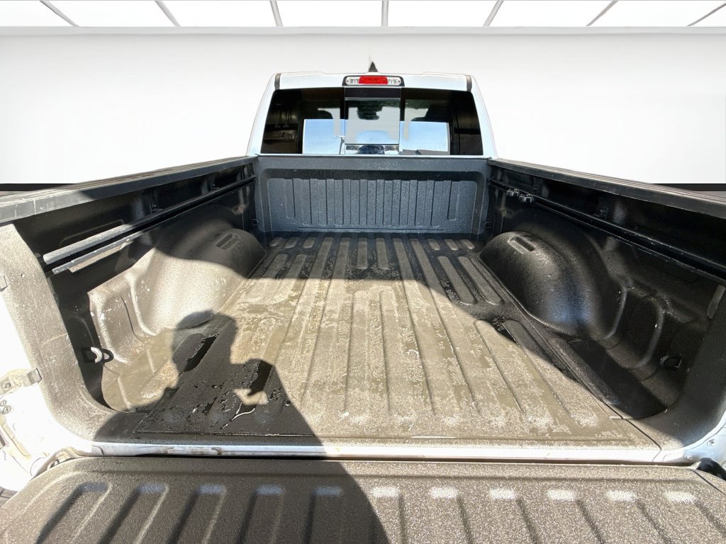 Used 2022 RAM 1500 Big Horn AWD/4WD image 25