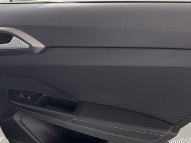 New 2026 Volkswagen Taos SE AWD/4WD image 17