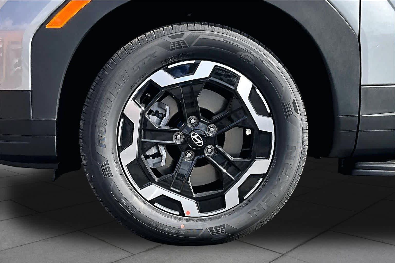 New 2027 Hyundai Santa Fe SEL FWD image 9