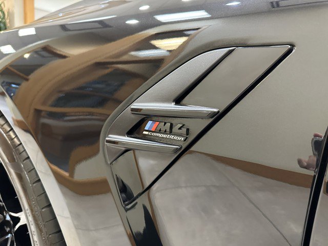 Used 2023 BMW M4 Competition w/ Parking Assistance Package image 6