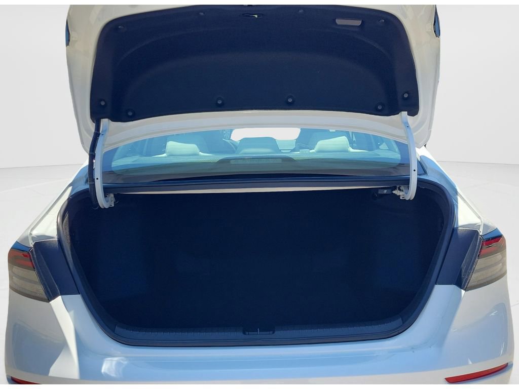 Used 2023 Honda Accord LX image 9