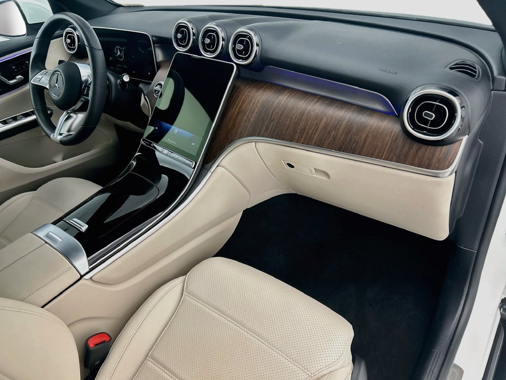 Certified 2026 Mercedes-Benz GLC 300 image 15