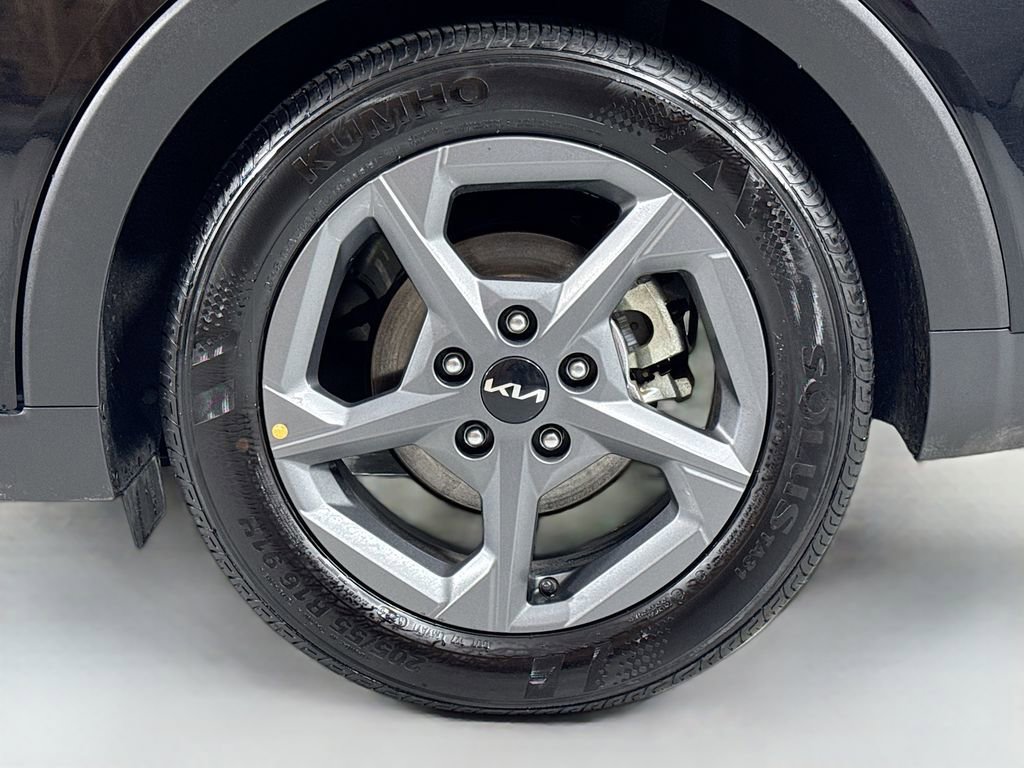 Used 2025 Kia K4 LXS image 10