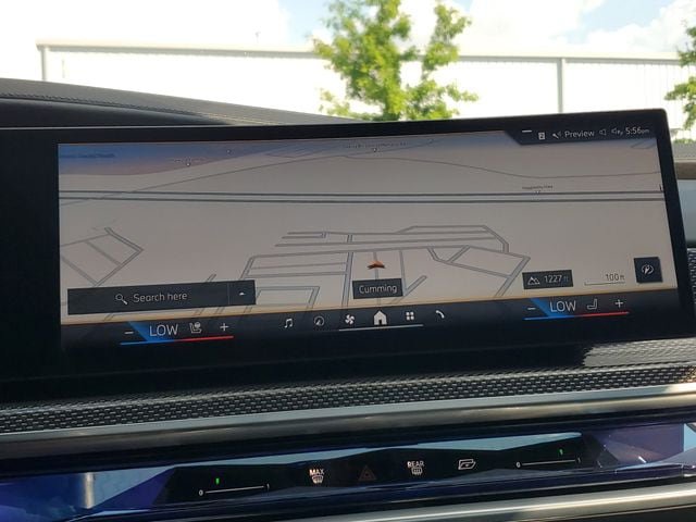 Used 2023 BMW 740i w/ Parking Assistance Package RWD image 30