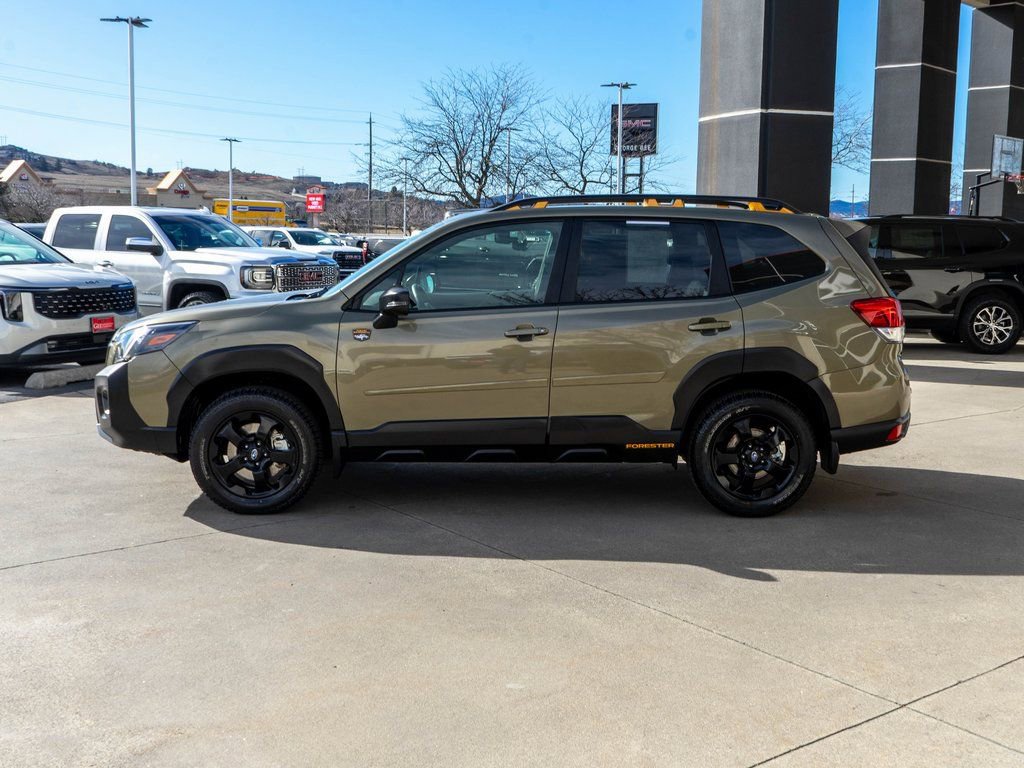 Used 2025 Subaru Forester Wilderness AWD/4WD image 4