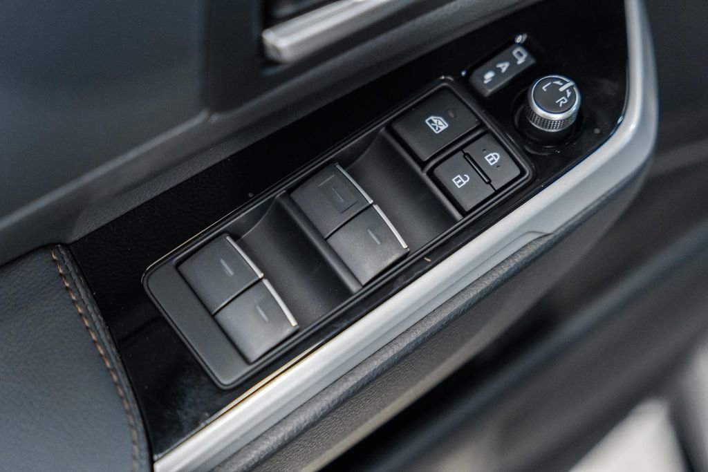 New 2026 Toyota Sienna Limited image 41