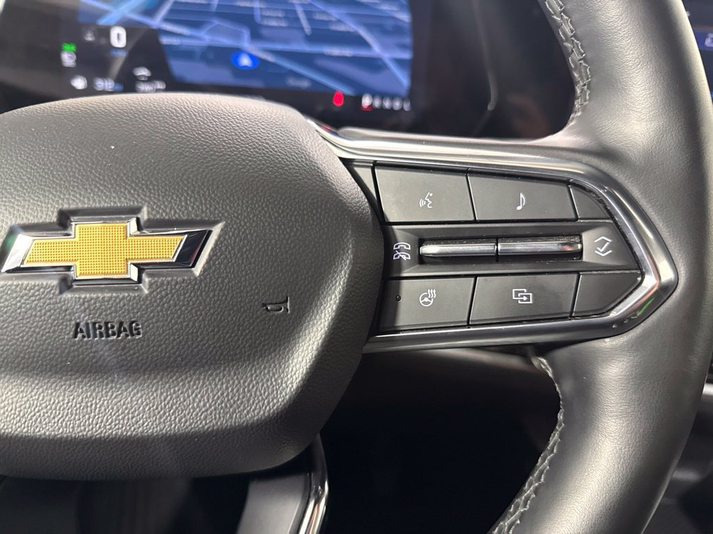 Used 2025 Chevrolet Equinox LT AWD/4WD image 22