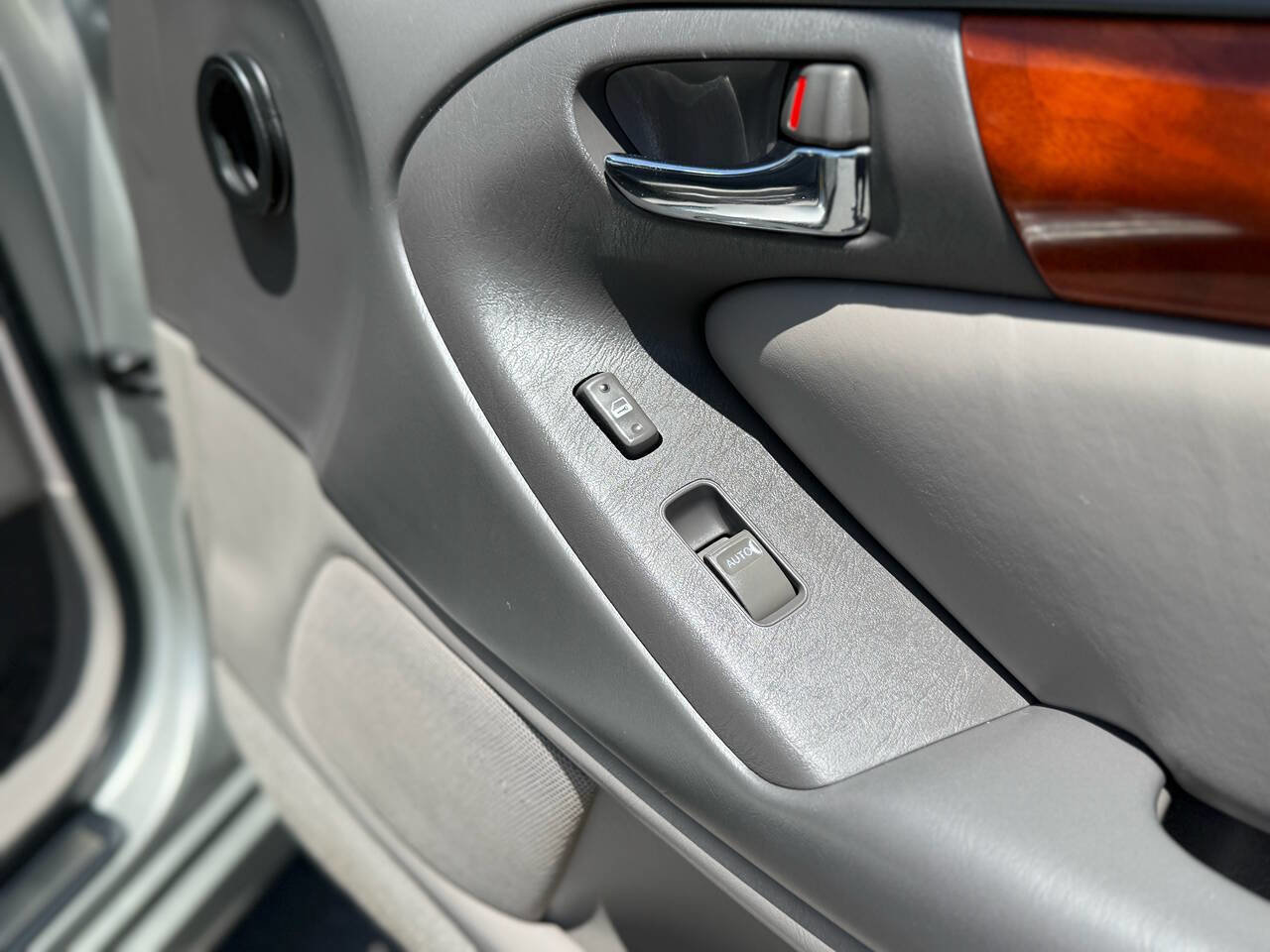 Used 2004 Lexus GS 300 image 36