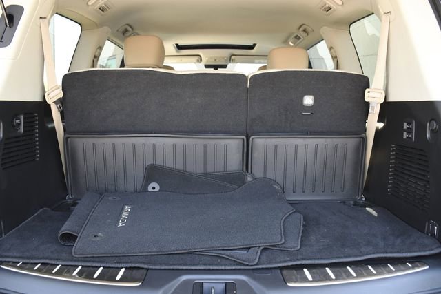 Used 2024 Nissan Armada Platinum w/ Captain's Chairs Package image 34
