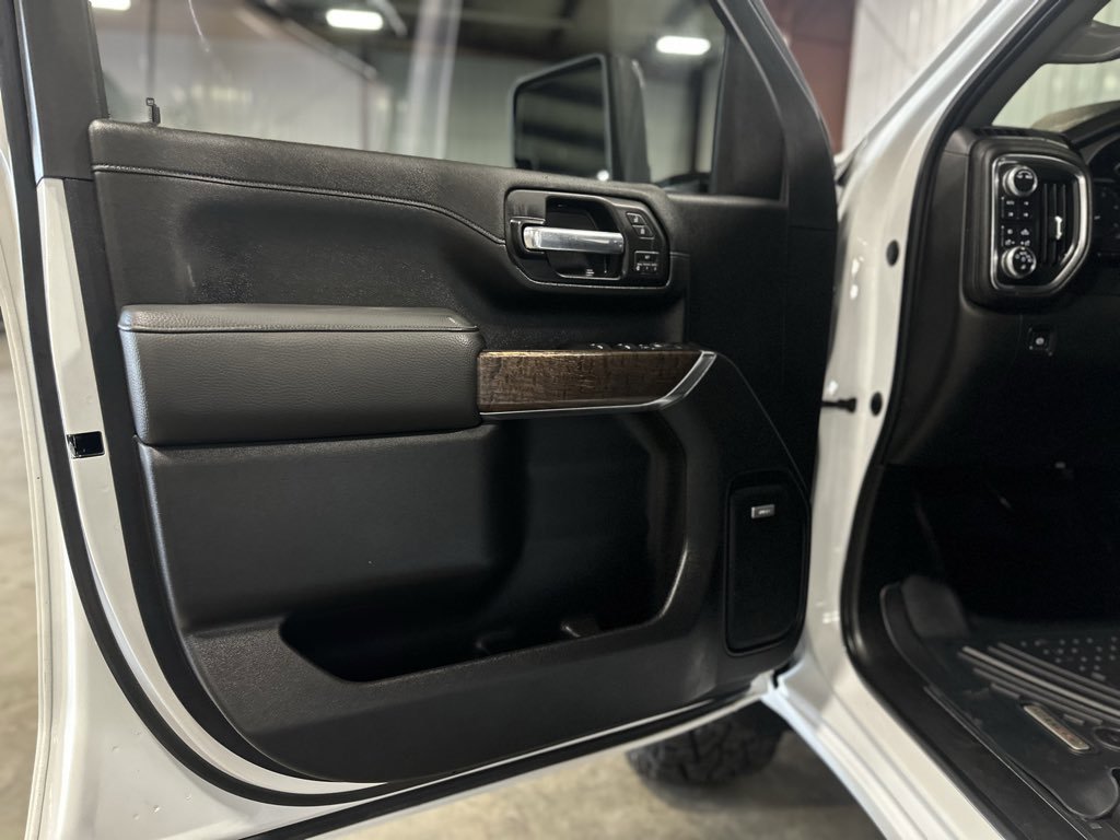 Used 2020 GMC Sierra 2500 Denali w/ Denali Ultimate Package image 31