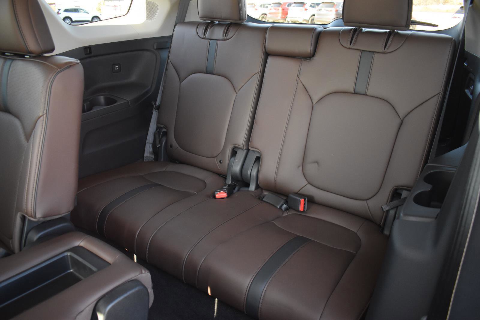 Used 2025 Honda Pilot Elite image 22