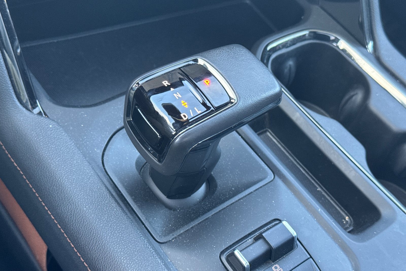 Used 2022 GMC Sierra 1500 AT4 w/ AT4 Premium Package image 34