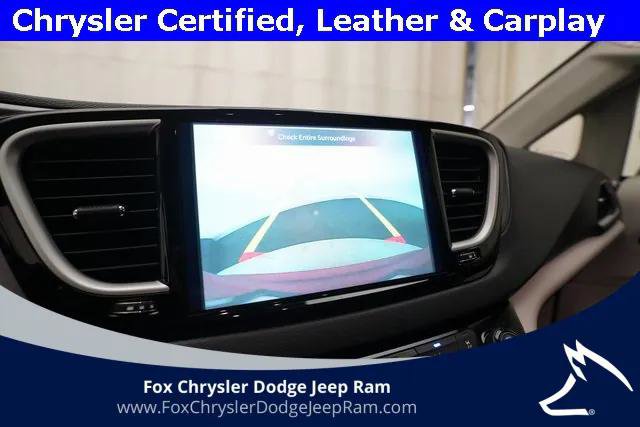 Certified 2024 Chrysler Pacifica Touring-L image 19