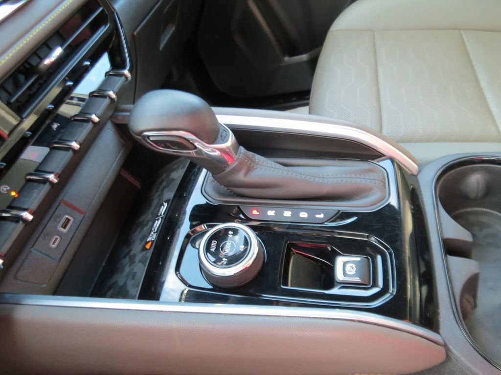 Certified 2023 Chevrolet Colorado ZR2 w/ ZR2 Convenience Package III image 25