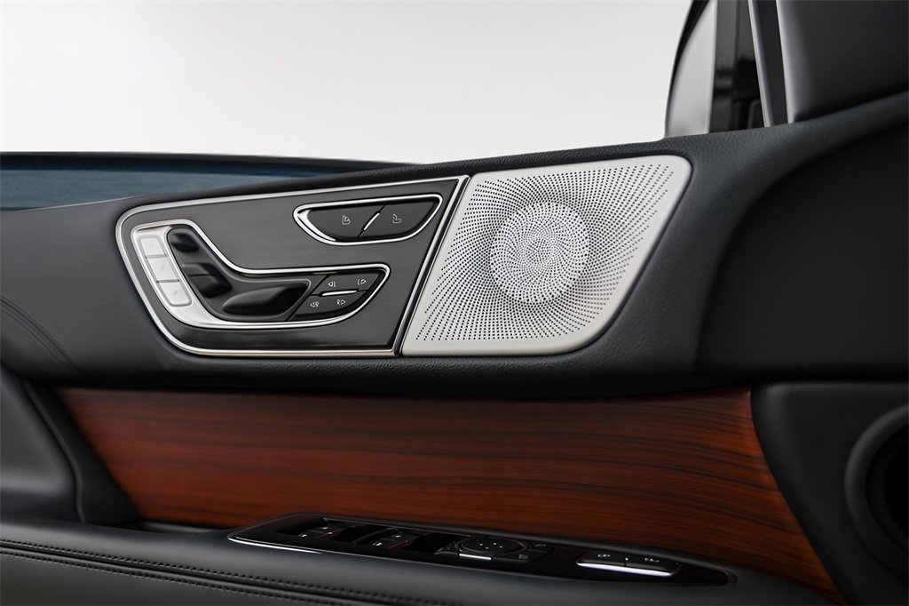 Used 2024 Lincoln Navigator L Reserve image 25