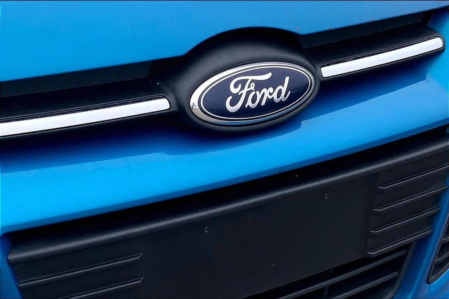 Used 2014 Ford Focus SE w/ SE Sport Package FWD image 31