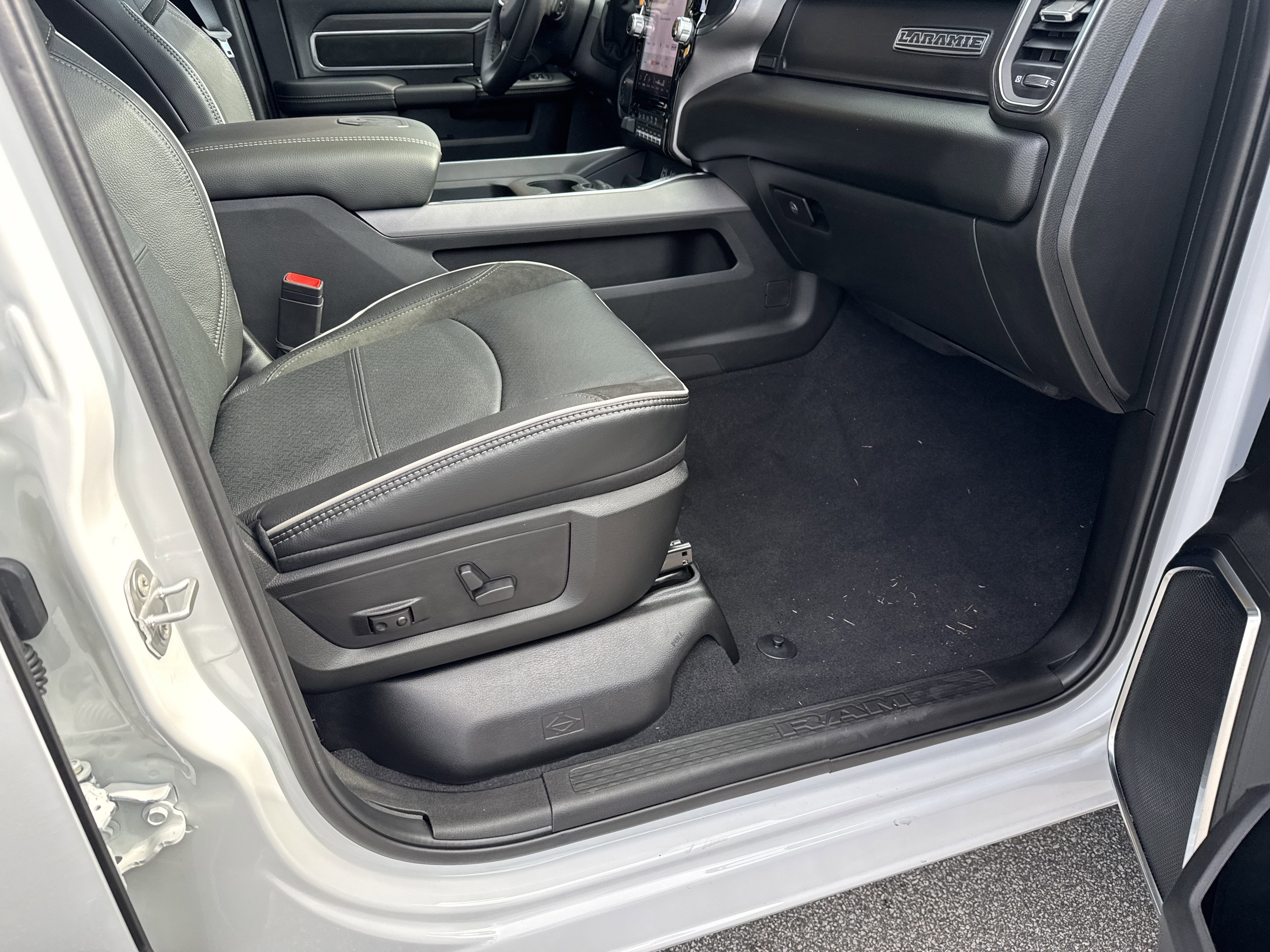 New 2026 RAM 3500 Laramie w/ Night Edition image 18