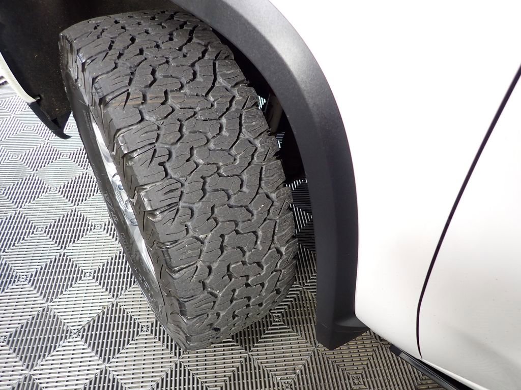 Used 2022 Chevrolet Silverado 3500 High Country w/ Z71 Off-Road Package image 41