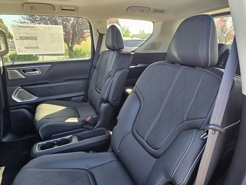 New 2025 INFINITI QX80 Sensory image 22