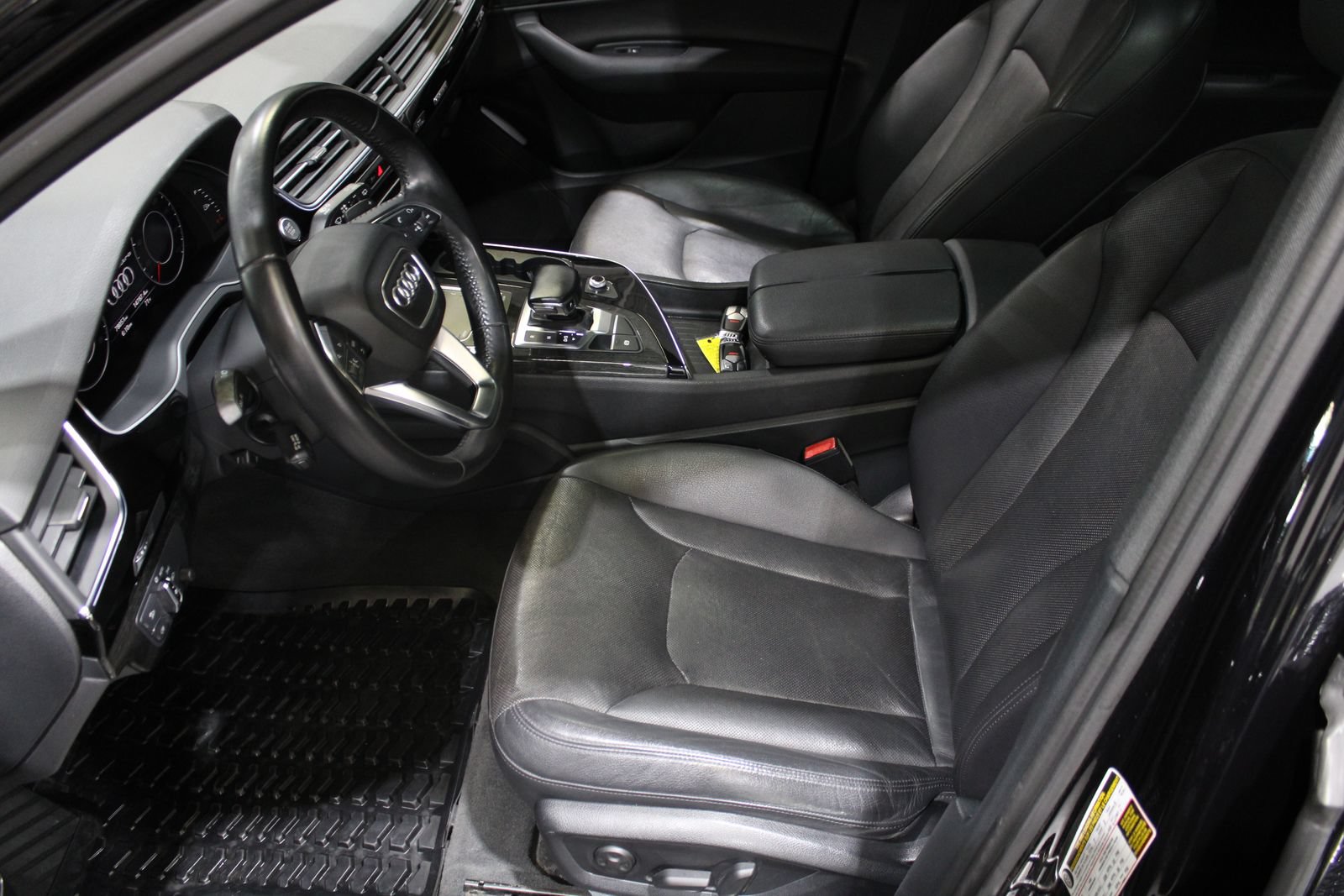 Used 2017 Audi Q7 3.0T Premium Plus AWD/4WD image 19