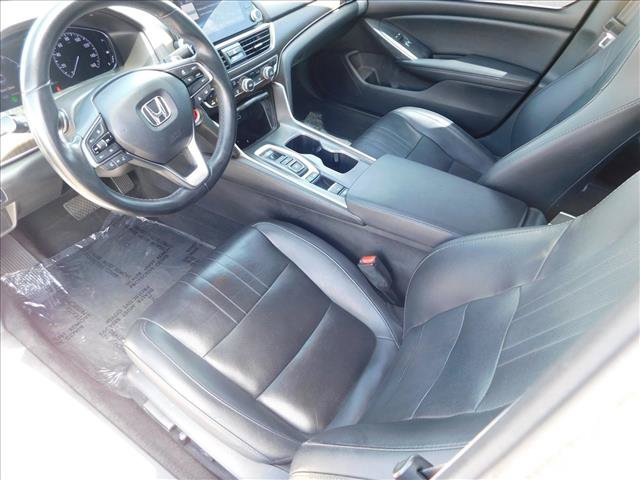 Used 2021 Honda Accord Touring image 16