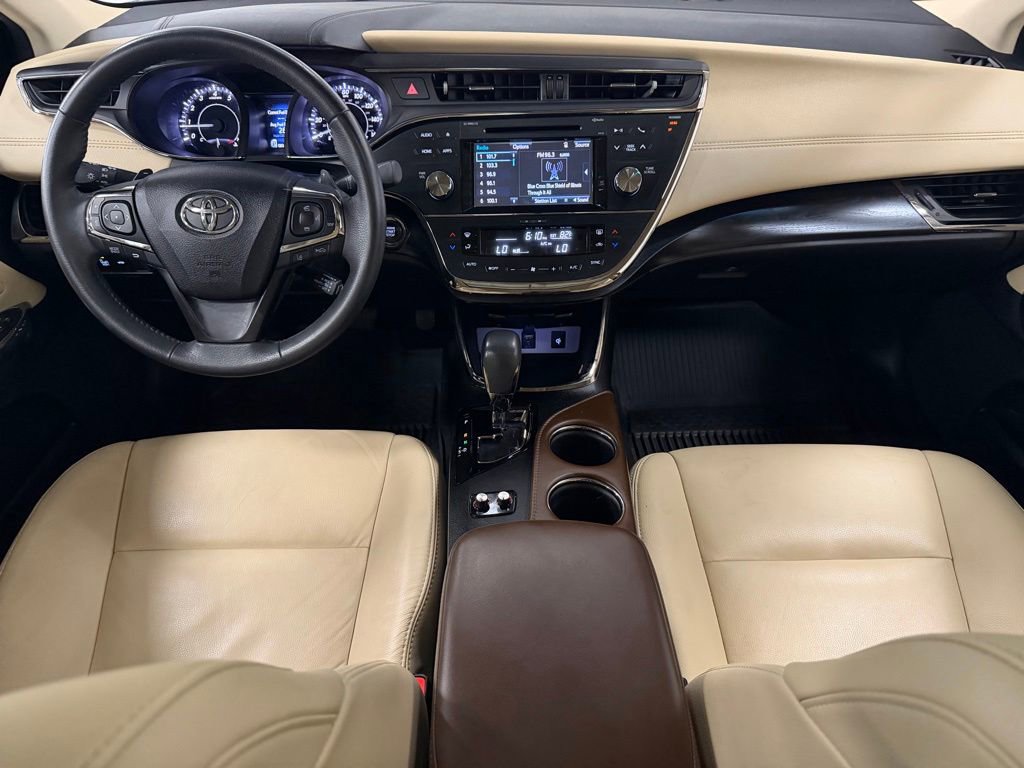 Used 2018 Toyota Avalon XLE Premium w/ All Weather Liner Package FWD image 15