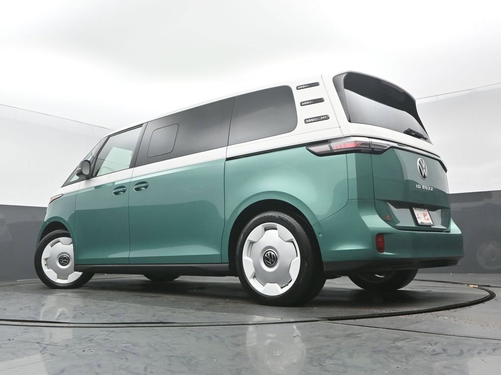 Used 2025 Volkswagen ID. Buzz 1st Edition image 27