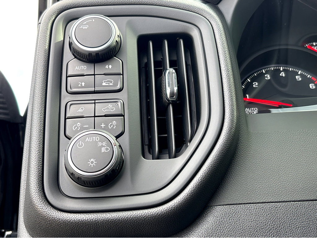 Used 2025 Chevrolet Silverado 1500 W/T w/ WT Safety Package image 9