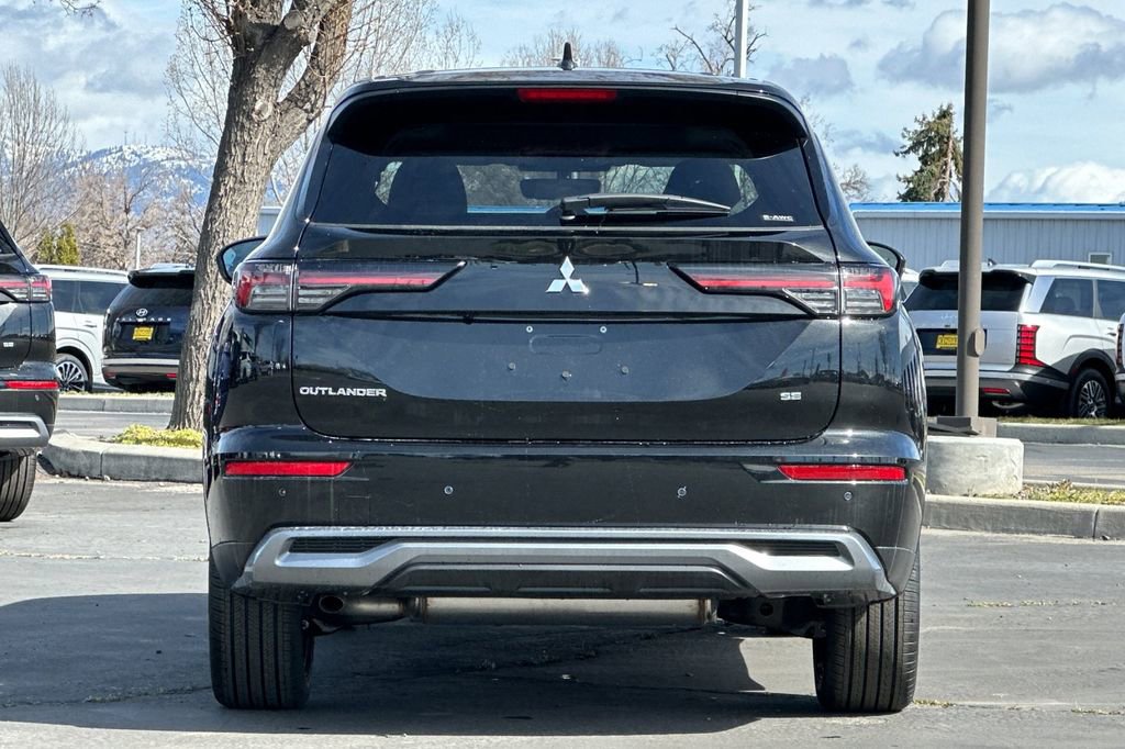 New 2026 Mitsubishi Outlander SE AWD/4WD image 5