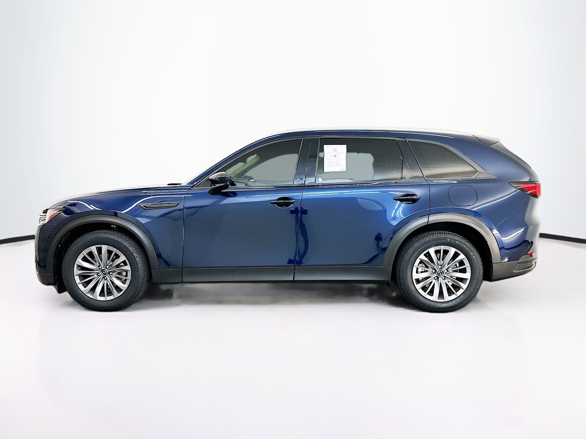 Used 2024 MAZDA CX-90 3.3 Turbo w/ Preferred Plus image 4