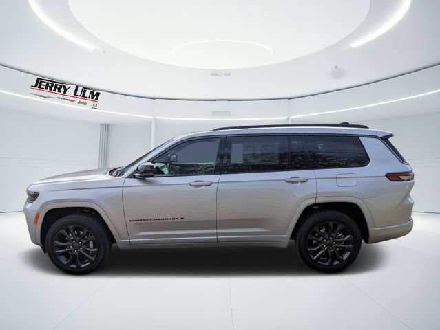 New 2026 Jeep Grand Cherokee L Limited AWD/4WD image 6
